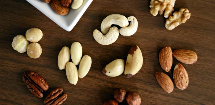 The Health Benefits of Eating Nuts