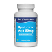 Flacone di integratore etichettato “Acido Ialuronico 50mg Simply Supplements” con etichetta celeste su sfondo bianco.