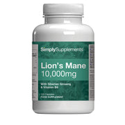 Flacone di integratore etichettato “Criniera di Leone 10000mg Simply Supplements” con etichetta verde su sfondo bianco.