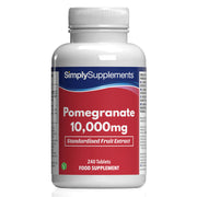 Flacone di integratore etichettato “Melagrana 10.000mg Simply Supplements” con etichetta rossa su sfondo bianco.