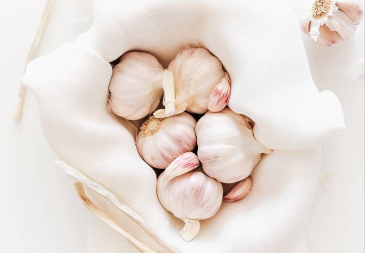 Alla scoperta dei benefici dell'aglio